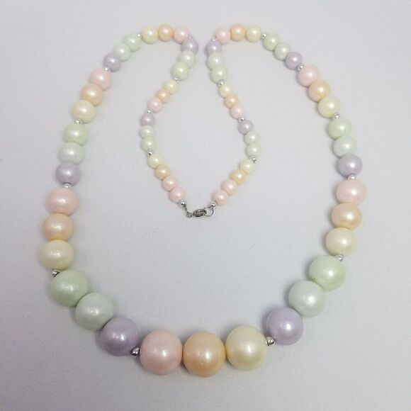 Vintage Pastel Pearlescent Graduated Beaded Single Strand Necklace, Long, Estate - Picture 3 of 6